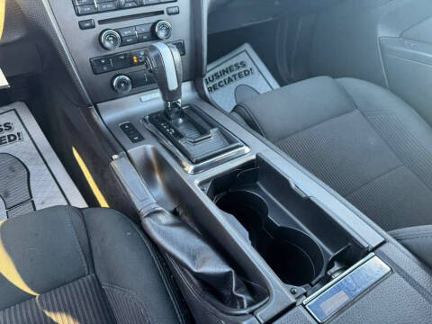 2014 Ford Mustang V6