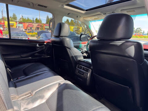 2011 Lexus LX 570