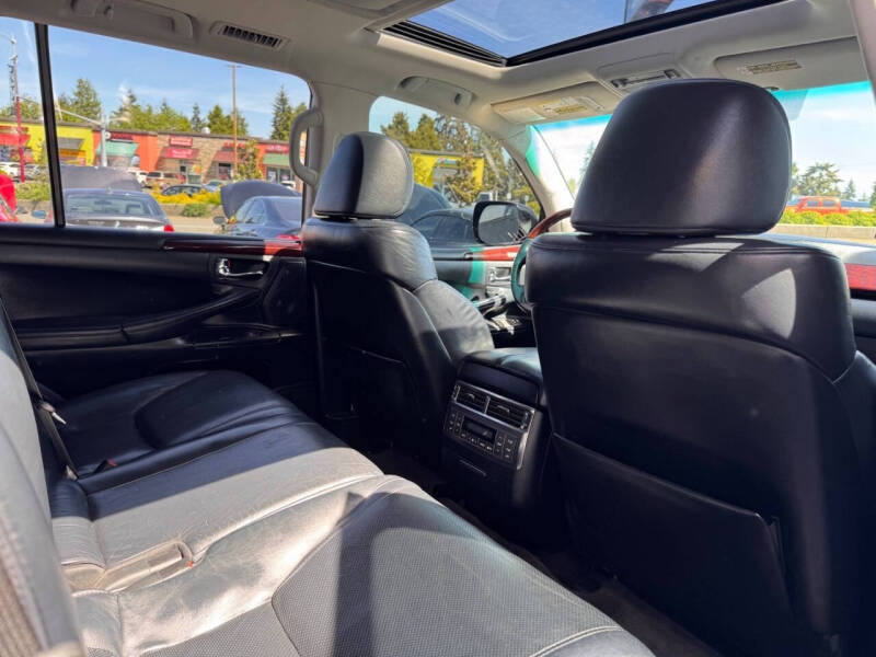 2011 Lexus LX 570