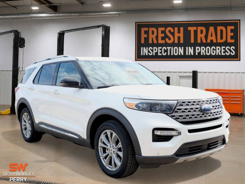 2022 Ford Explorer Limited's photo