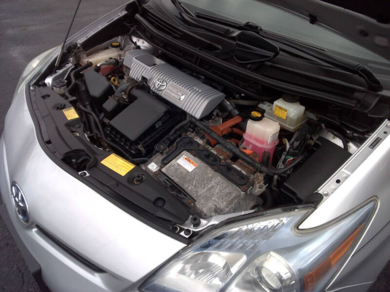 2012 Toyota Prius Plug-in Hybrid Advanced