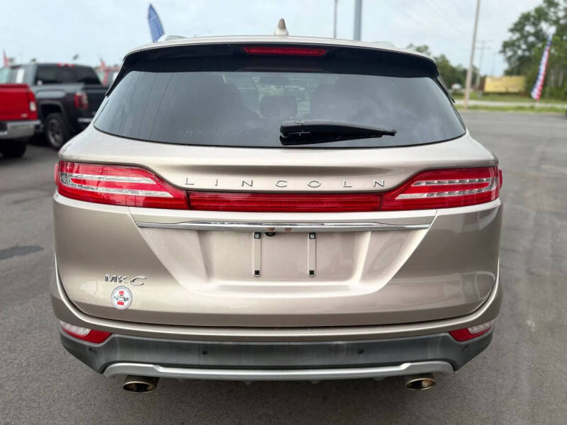 2019 Lincoln MKC Select