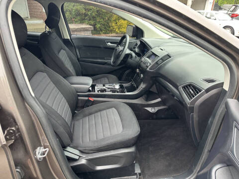 2019 Ford Edge SE