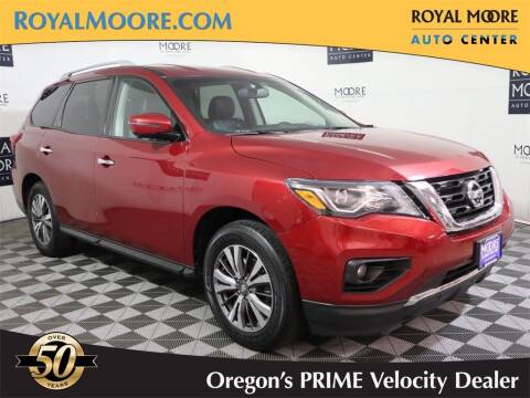 2017 Nissan Pathfinder for sale at Royal Moore Custom Finance in Hillsboro OR