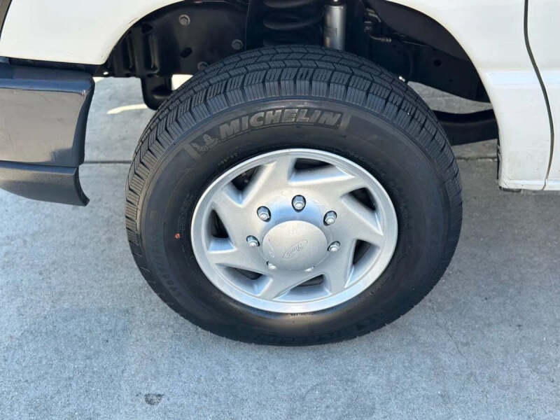 2013 Ford E-Series E-150