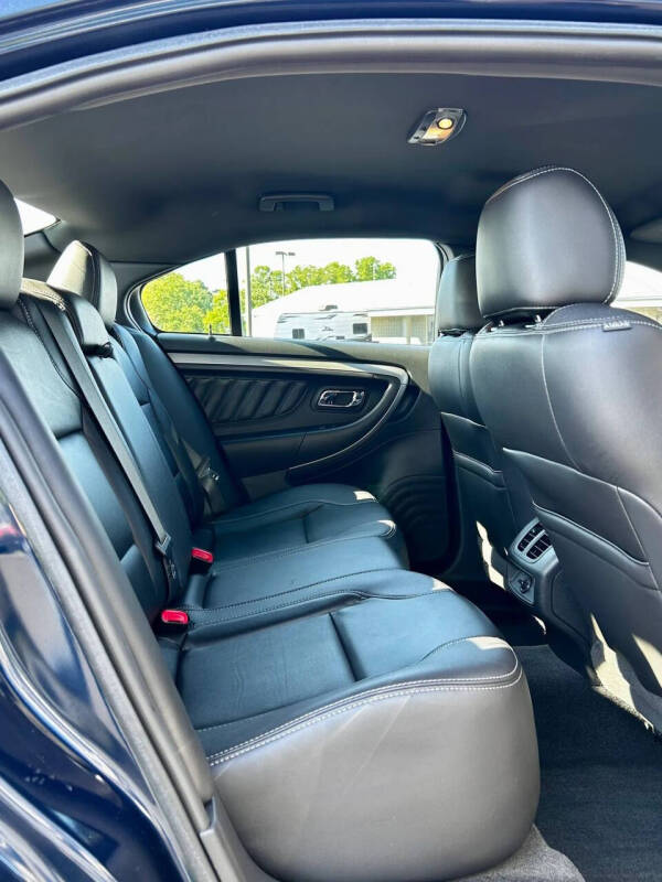 2016 Ford Taurus SEL