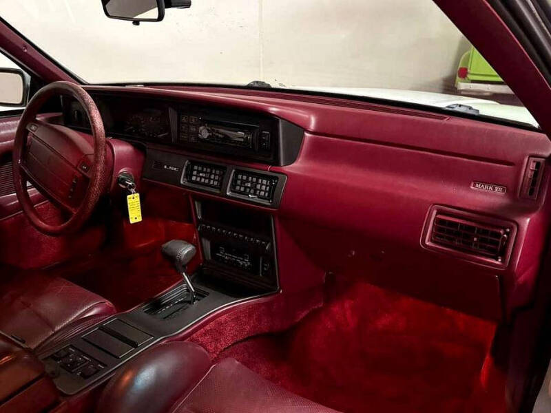 1990 Lincoln Mark VII LSC