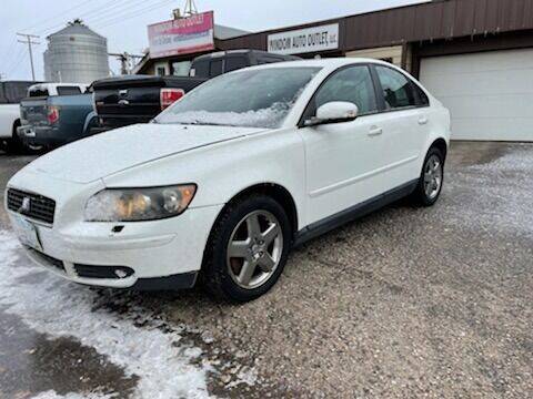 2007 Volvo S40 for sale at WINDOM AUTO OUTLET LLC in Windom MN