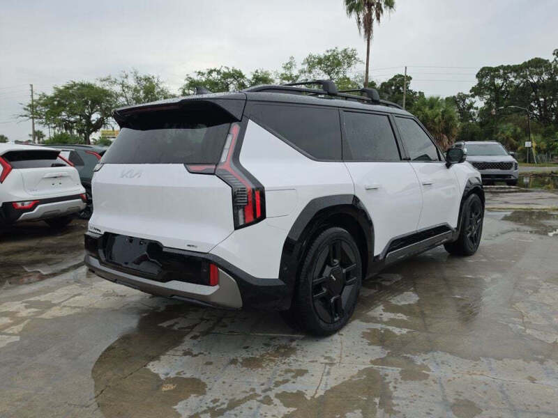 2026 Kia EV9 GT-Line