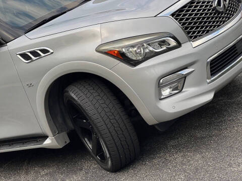 2015 Infiniti QX80