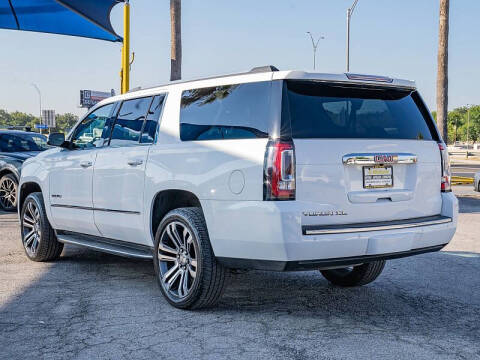 2017 GMC Yukon XL Denali