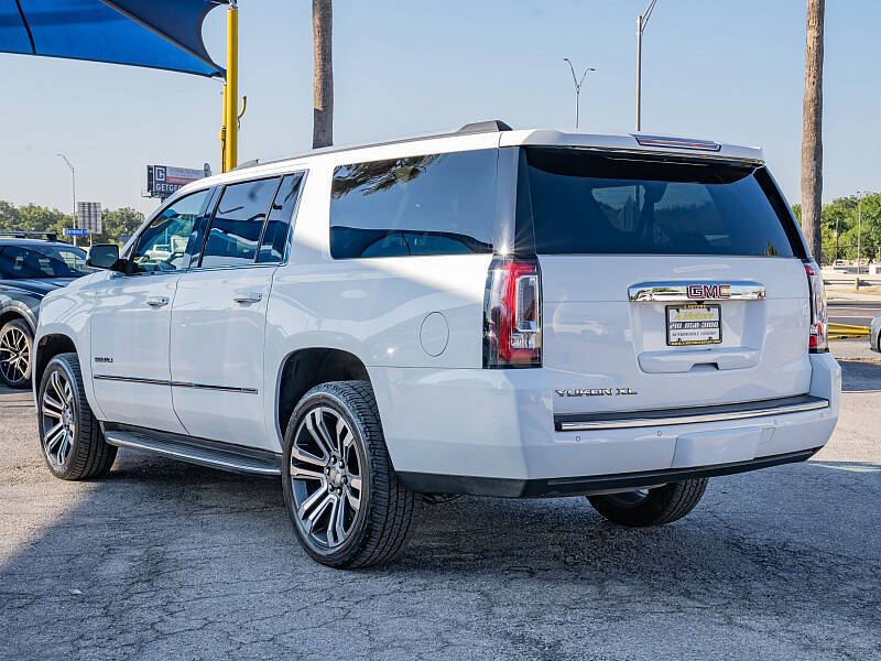 2017 GMC Yukon XL Denali