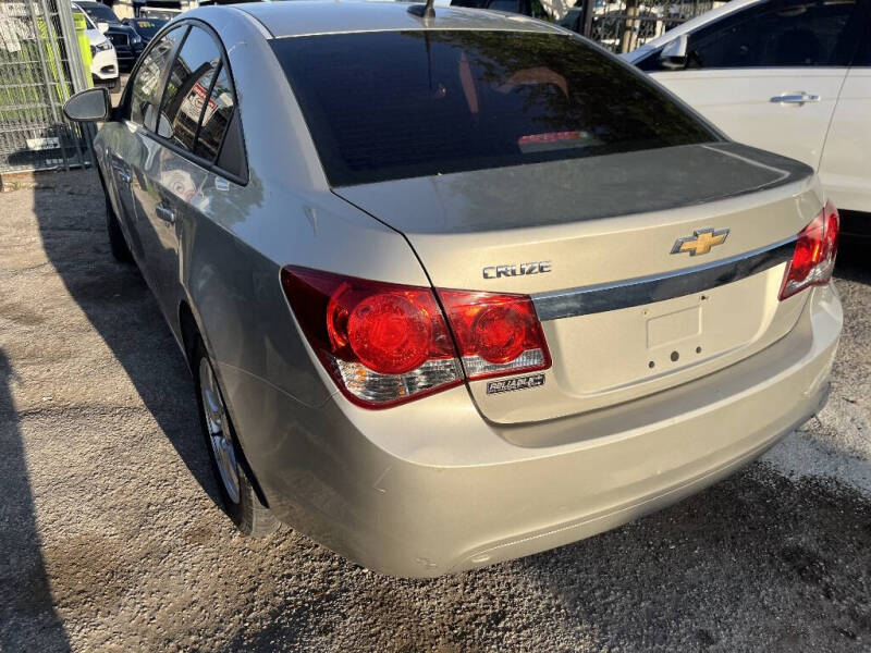 2014 Chevrolet Cruze LS Auto