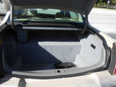 2003 Lincoln Town Car Cartier