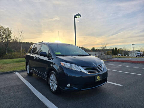 2012 Toyota Sienna