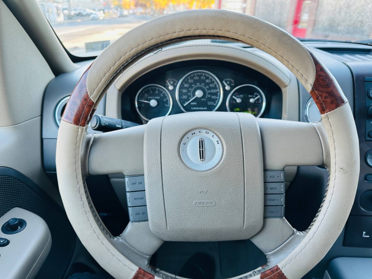 2006 Lincoln Mark LT for sale at American Dream Motors in Winchester, VA