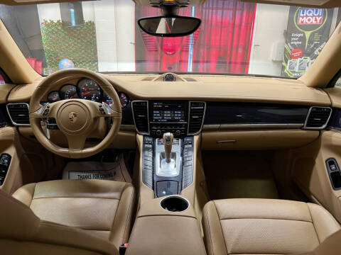 2014 Porsche Panamera