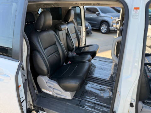 2017 Toyota Sienna LE 8-Passenger