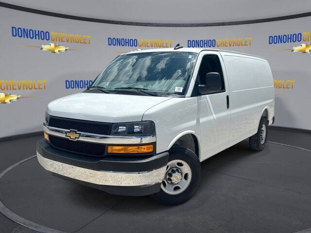 2025 Chevrolet Express 2500