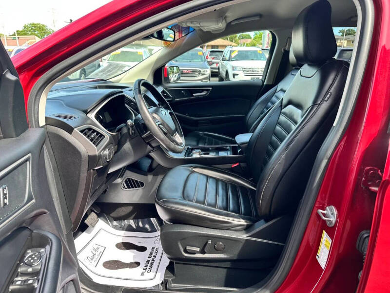 2020 Ford Edge