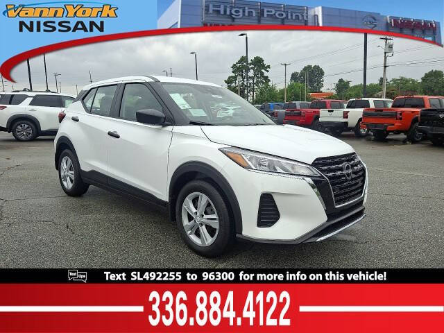 2025 Nissan Kicks Play S