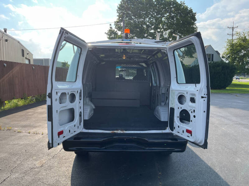 2010 Ford E-Series E-350 SD