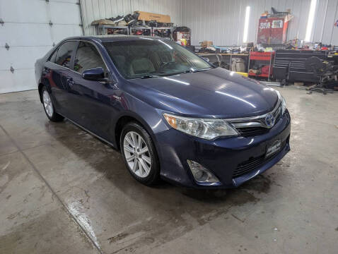 2014 Toyota Camry Hybrid XLE