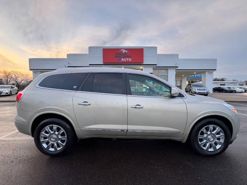 2015 Buick Enclave Leather's photo