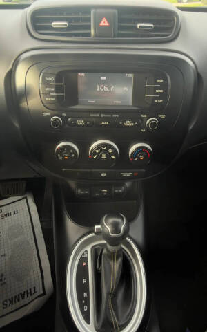2016 Kia Soul +