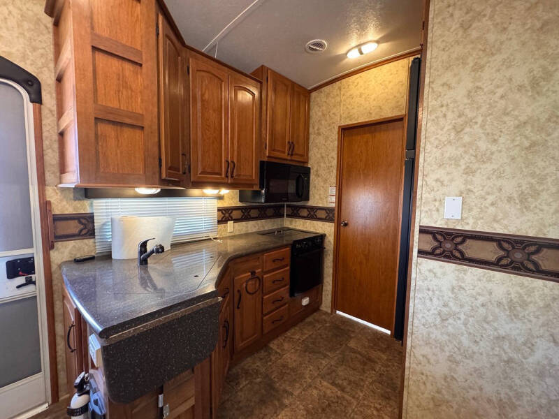 2012 Keystone RV Montana Big Sky