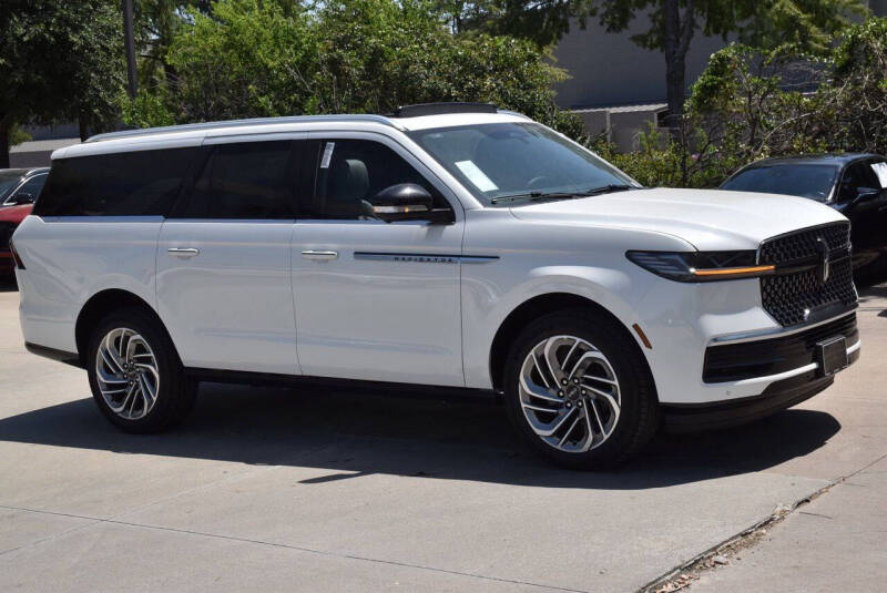 2026 Lincoln Navigator L Reserve