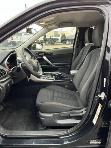 2019 Mitsubishi Eclipse Cross LE