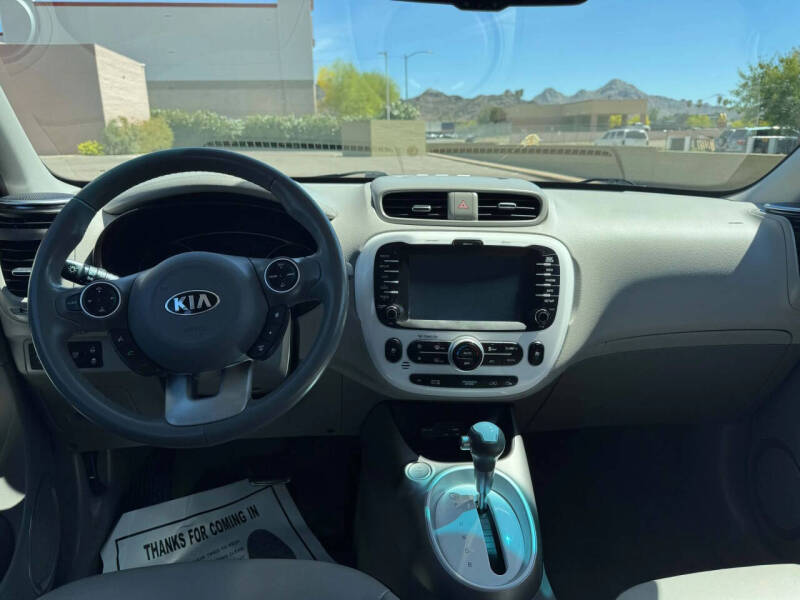 2015 Kia Soul EV +