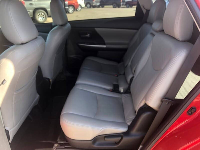 2015 Toyota Prius v Three