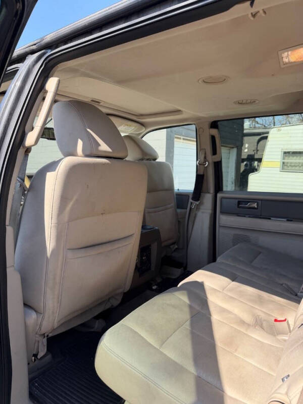 2011 Ford Expedition XLT