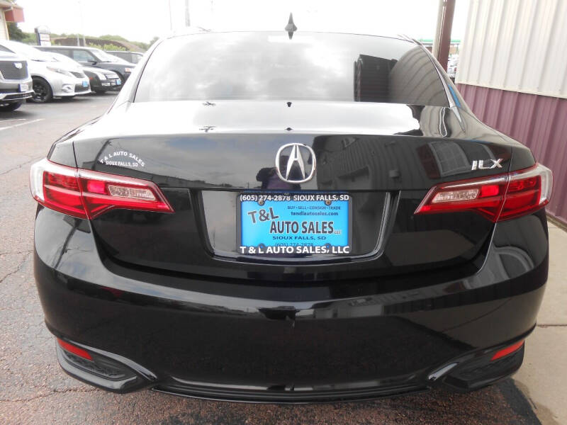 2016 Acura ILX w/Tech