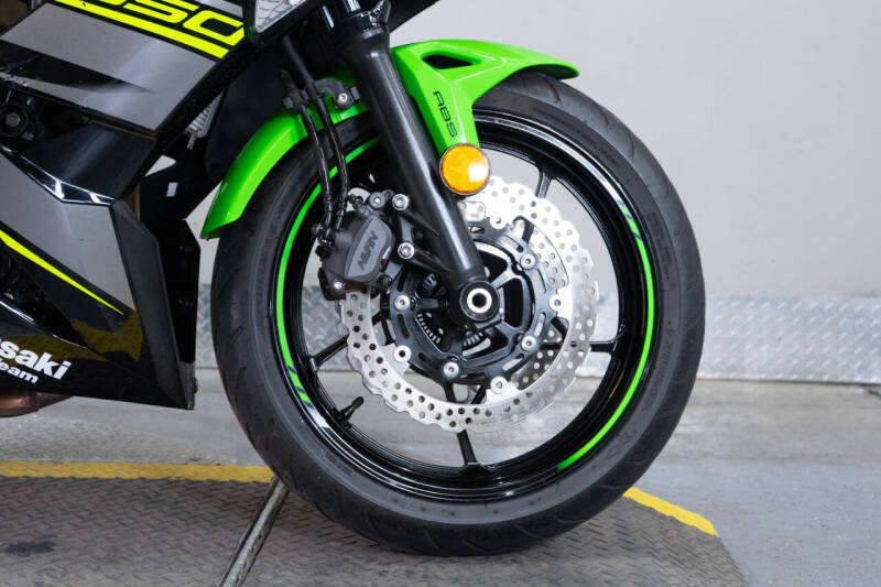 2018 Kawasaki Ninja 650 ABS KRT Edition