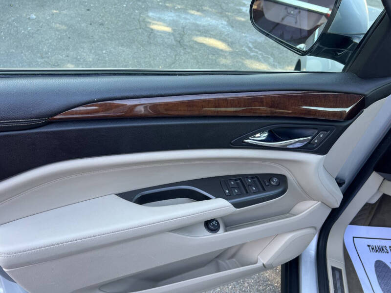 2012 Cadillac SRX Luxury Collection