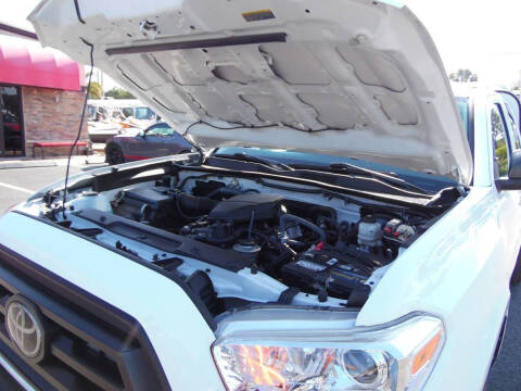 2022 Toyota Tacoma SR