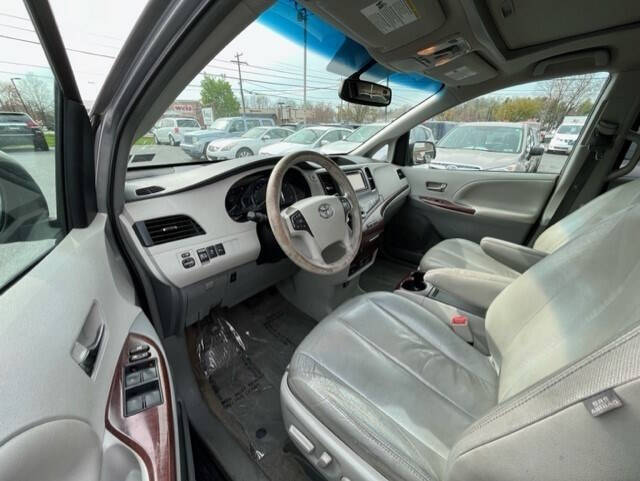 2013 Toyota Sienna