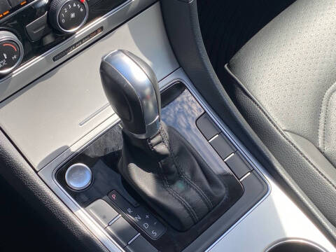 2019 Volkswagen Passat Wolfsburg