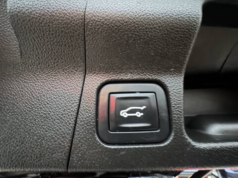 2017 GMC Acadia SLE-2