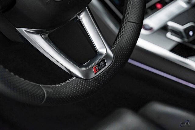 2023 Audi RS Q8 4.0T quattro