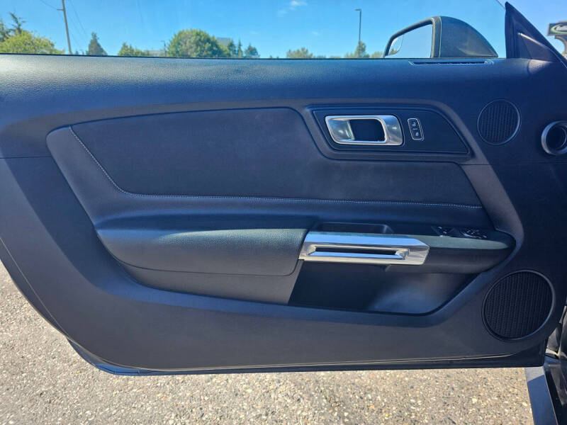 2019 Ford Mustang EcoBoost