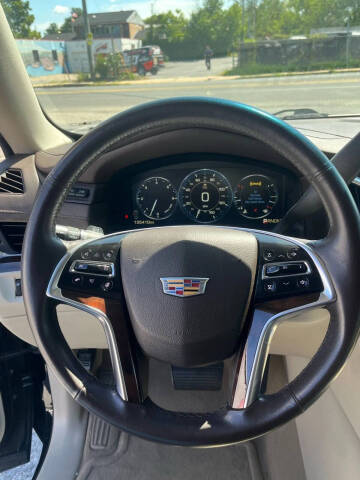 2015 Cadillac Escalade Luxury