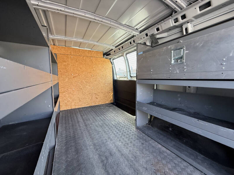 2018 Chevrolet Express 2500