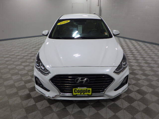 Used 2019 Hyundai Sonata SE with VIN 5NPE24AF1KH817025 for sale in Plattsmouth, NE