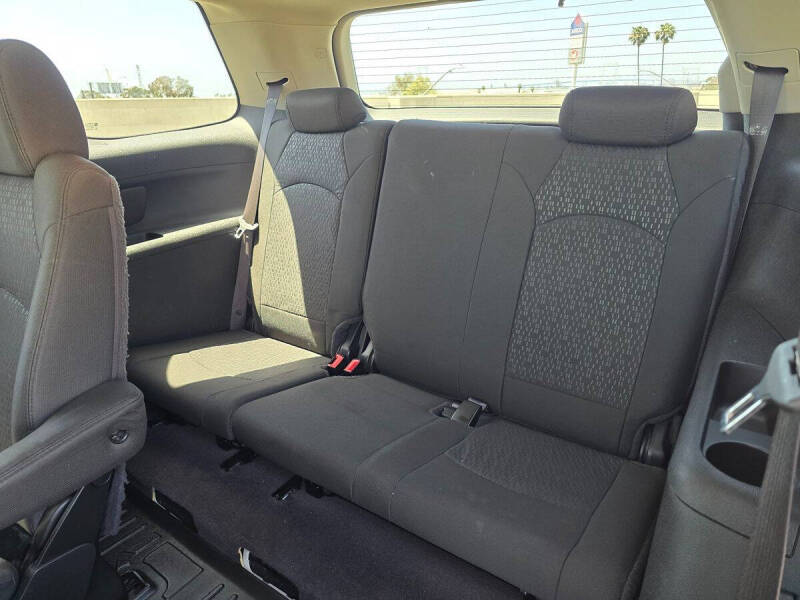 2011 GMC Acadia SLE