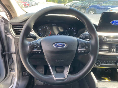 2020 Ford Escape SE