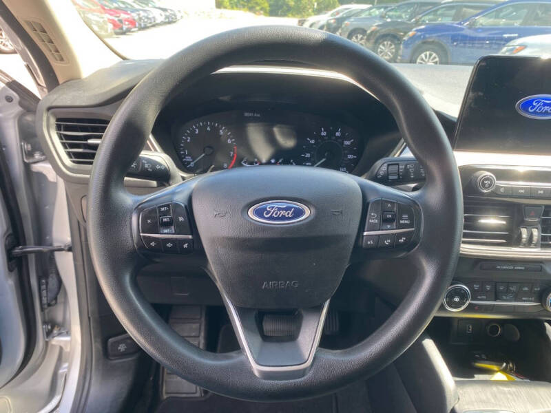 2020 Ford Escape SE
